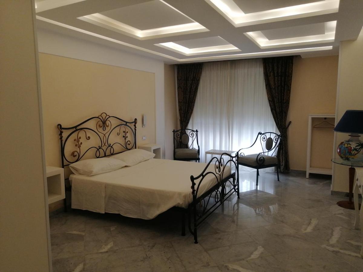 Federico 70 Zaffiro Luxury Palermo Exterior foto